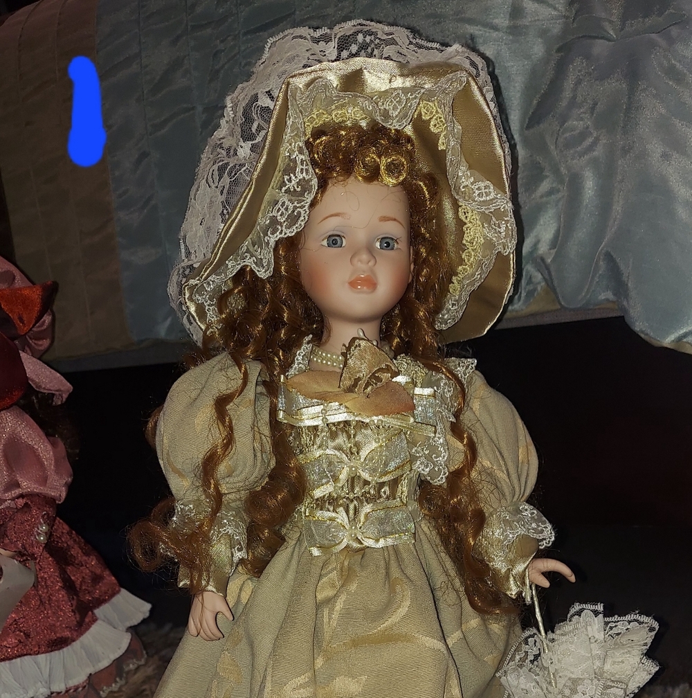Charming Lace Doll with Golden Dress